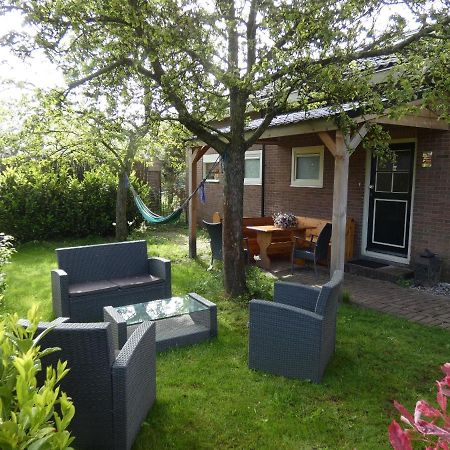 Familiehuis Achter De Duijnhoeve Zuidbakkum Exterior photo
